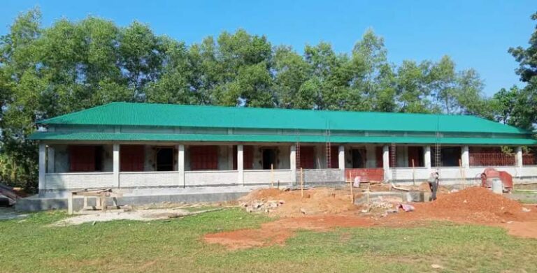 Škola v Sainamari 2021